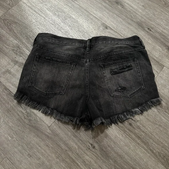 We The Free Black Women's distressed Jean shorts - Picture 2 of 6